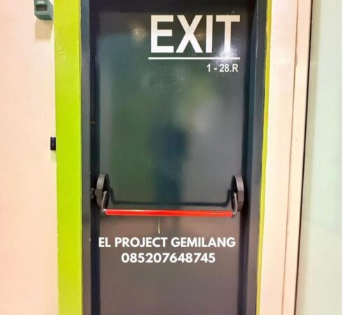 Pintu Emergency Exit (1) Pintu Emergency Exit (1)