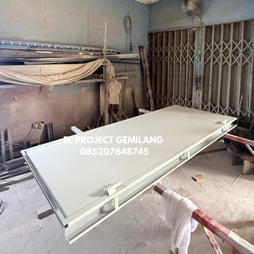 Pintu Emergency Exit (7) Pintu Emergency Exit (7)