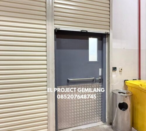 Pintu Emergency Exit (8) Pintu Emergency Exit (8)